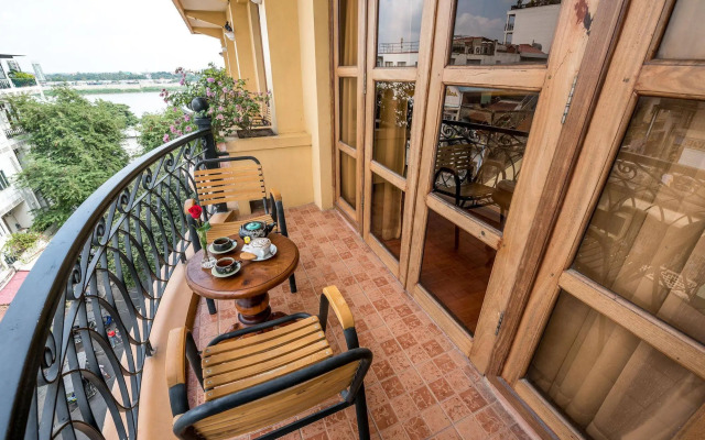 Ohana Phnom Penh Palace Hotel