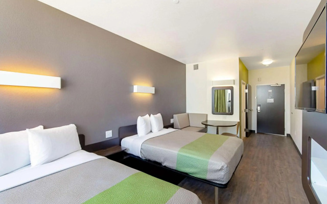 Motel 6 Austin, TX - Airport