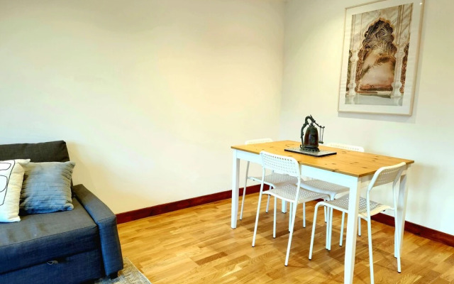 Charming Home Overlooking River Clyde