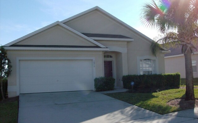 5 Bedroom Executive Pool Home - Games Room