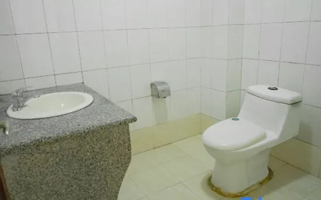 Quzhou Zhenxing Hotel