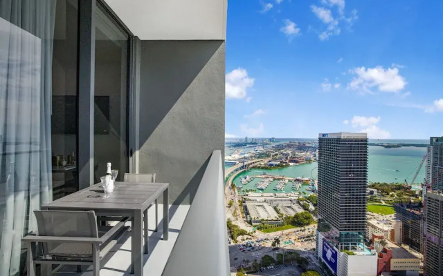 Studio with City Views in Downtown Miami