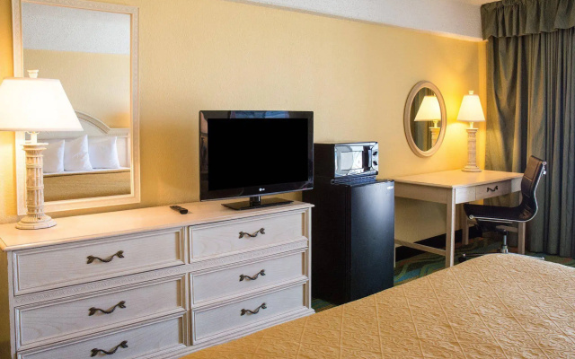 Spark by Hilton Virginia Beach Oceanfront