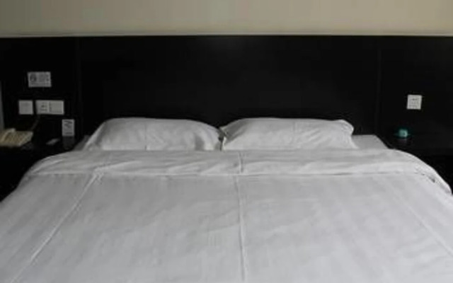 都市118(菏泽火车站店)