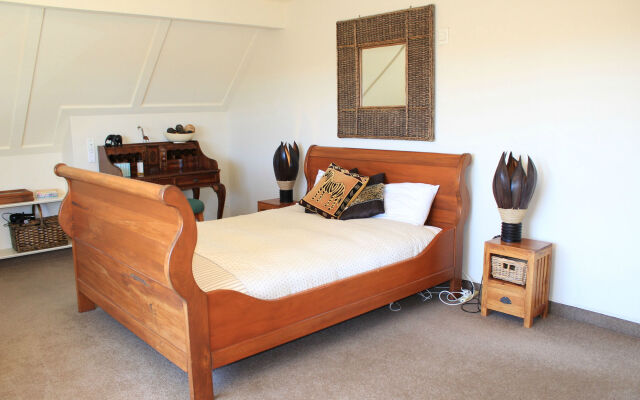 Tudor Manor Bed & Breakfast