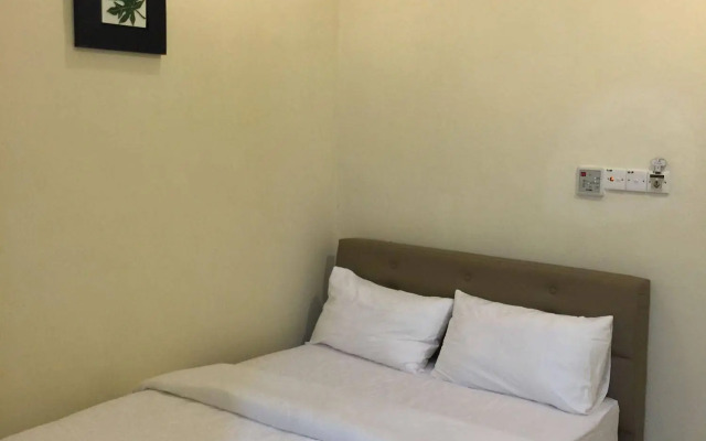 Paradise Inn