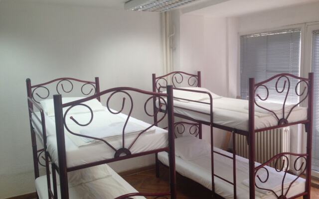Premium Crown Suites