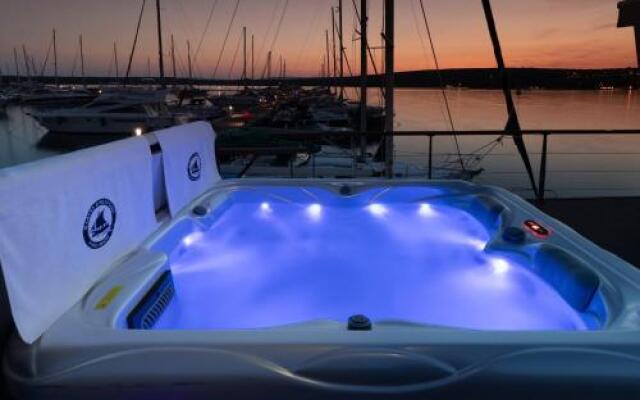 Floating Holiday Home