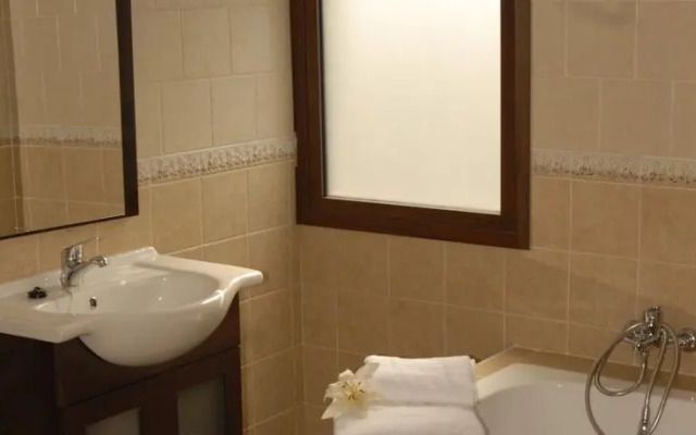 Complejo Puerta del Valle