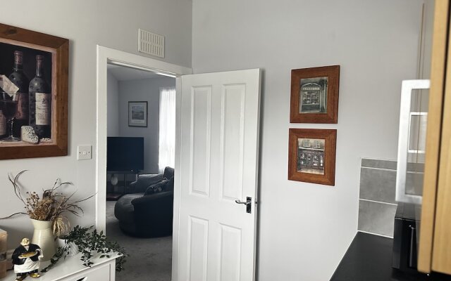 The Sandgate New Immaculate 1-bed Apartment in Ayr