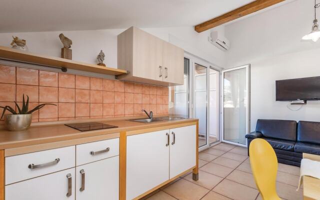 Amazing Home in Palit With Wifi and 1 Bedrooms