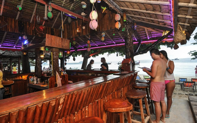 Phi Phi Relax Beach Resort