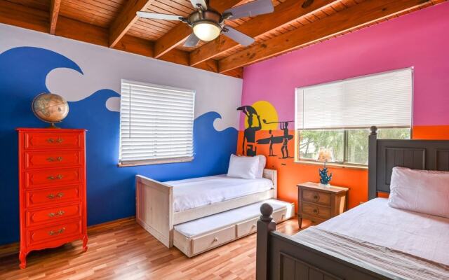 Endless Summer on B Street