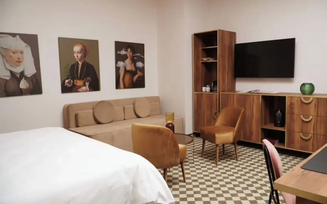 Hotel Pietryna