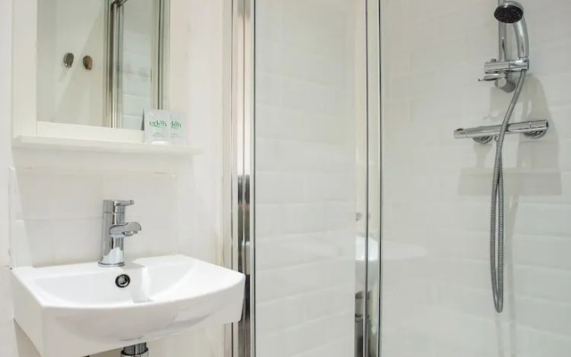 Lifestyle Hotel - Wembar