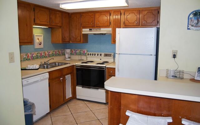 Island Winds East 409 condo