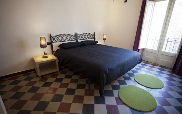 HomeHotels