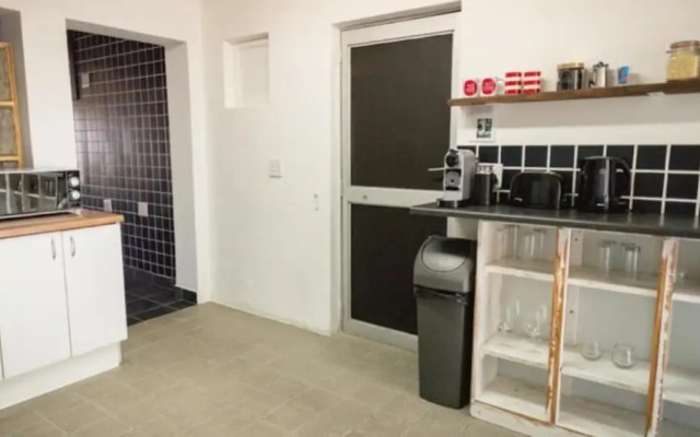 Four Seasons Struisbaai