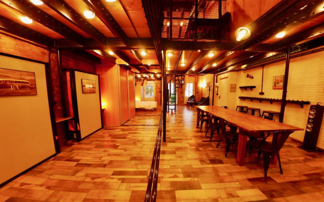 Old Fisherman's House in Malvarrosa Beach