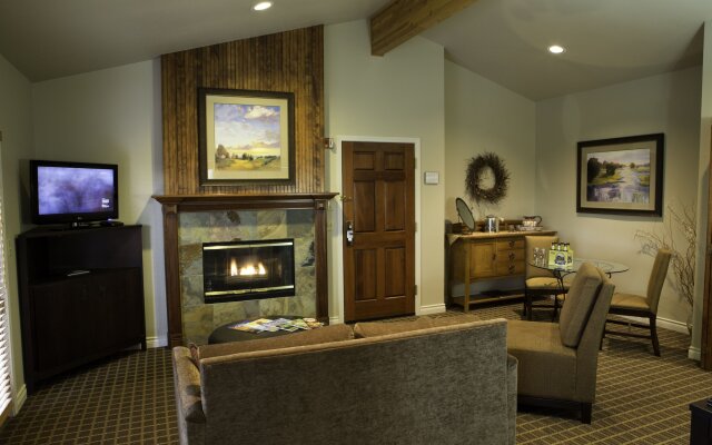 Pine Ridge Inn