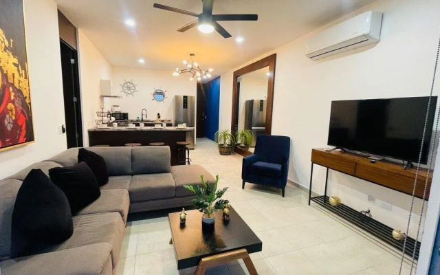 Céntrico #Condo vista al Mar con alberca 2br