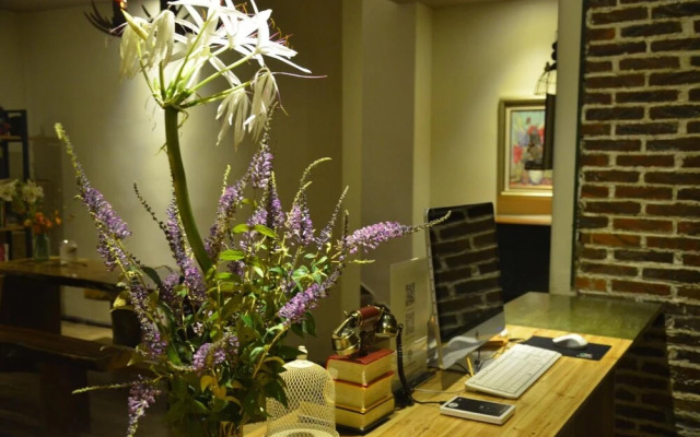 Zhaoxing Ruyuan Family Inn