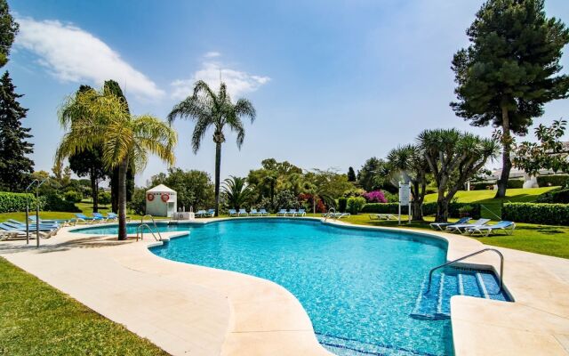 Apartment Los Dragos - Roomservice