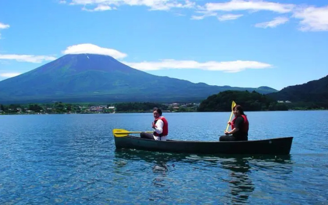 Wilderness Park Lodge – People – Fujikawaguchiko