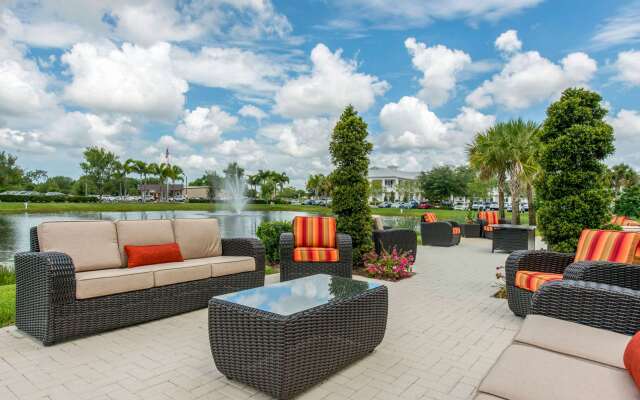 Comfort Suites Sarasota - Siesta Key