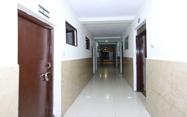 Spot on 44921 Hotel Satkar