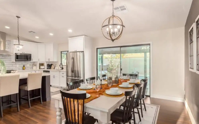Broadway Palms Private Pool Chef Kitchen Office
