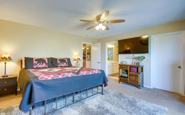 5 Mi to Dtwn Prescott: Home w/ Deck & Mtn Views