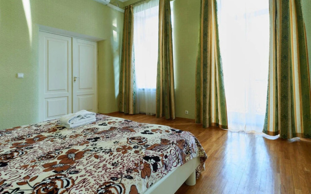 Home-Hotel Bohdana Hmelnitskogo 29-2