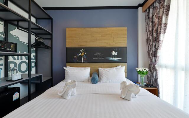 The River Scene Hotel