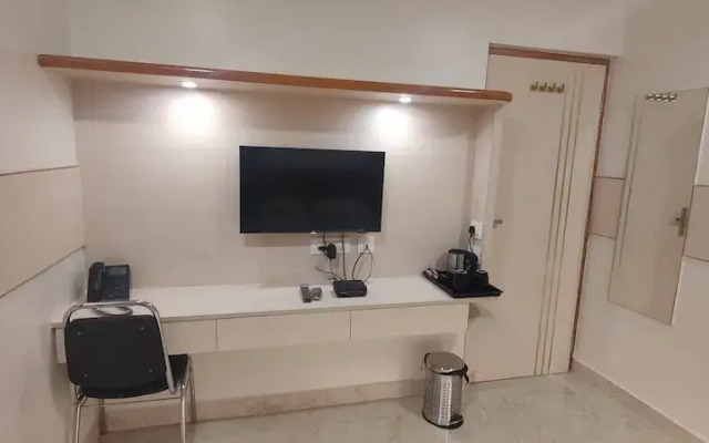 Nandhavanam A Business Class Residency
