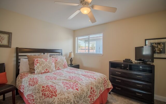 Oak Shores 66