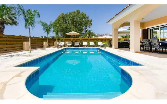Villa Sapphire