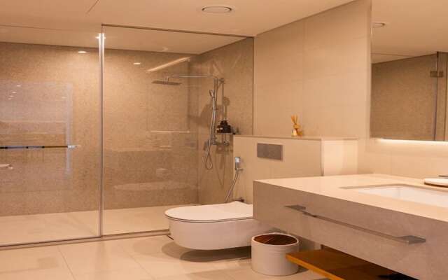 Luxurious 1BR Oasis Panoramic Views