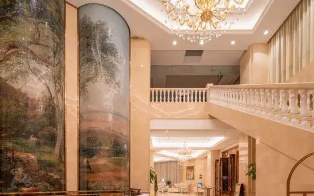 Vienna International Hotel