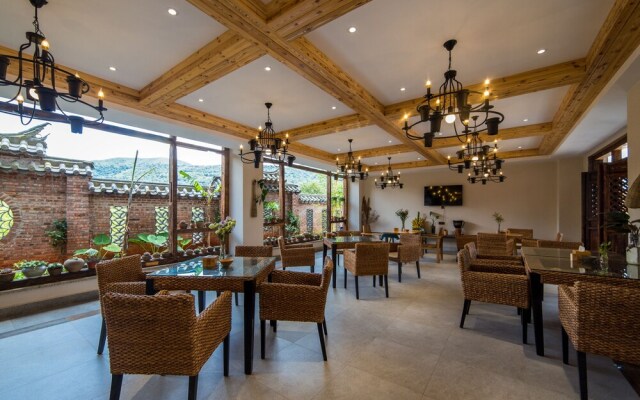 Puer Xiangtu Story Manor
