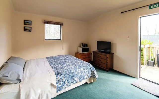 Morning Calm Lodge Limited