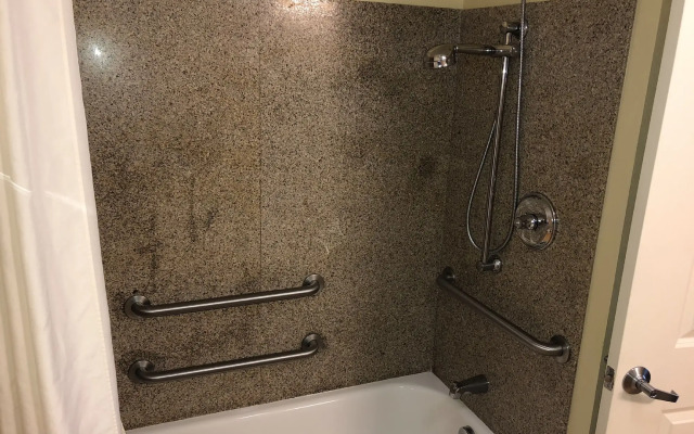 MainStay Suites Jacksonville near Camp Lejeune