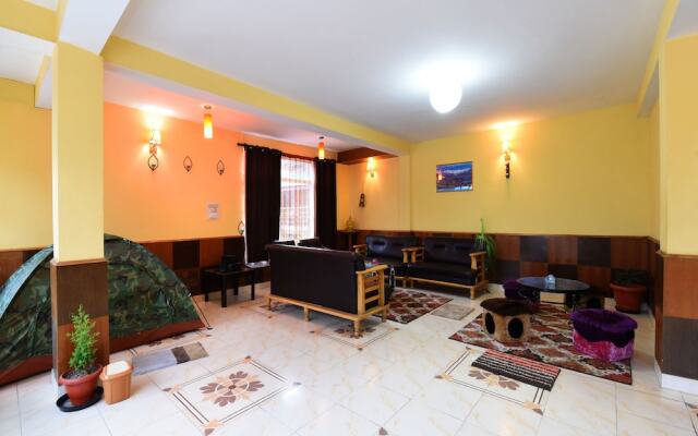 OYO 14257 Home Pleasant Family Studio at Prini