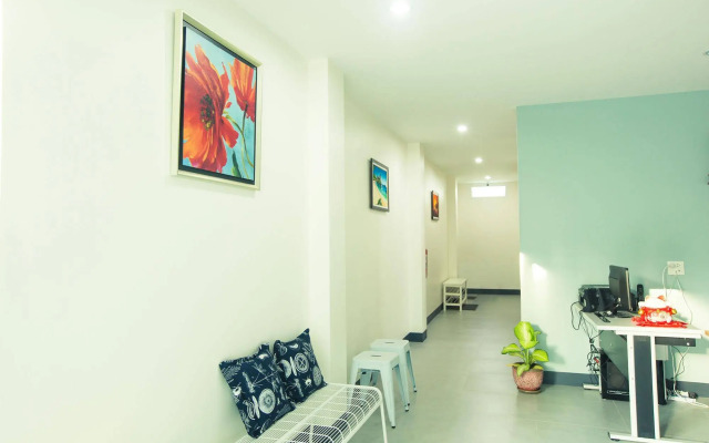 The 9th House - Hostel