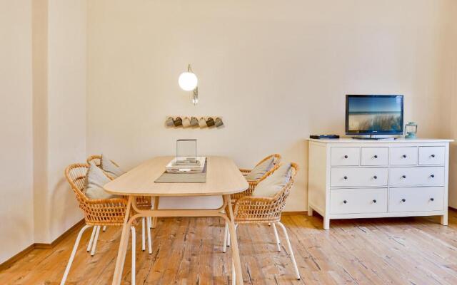 Apartmenthaus Tribseer Damm 6