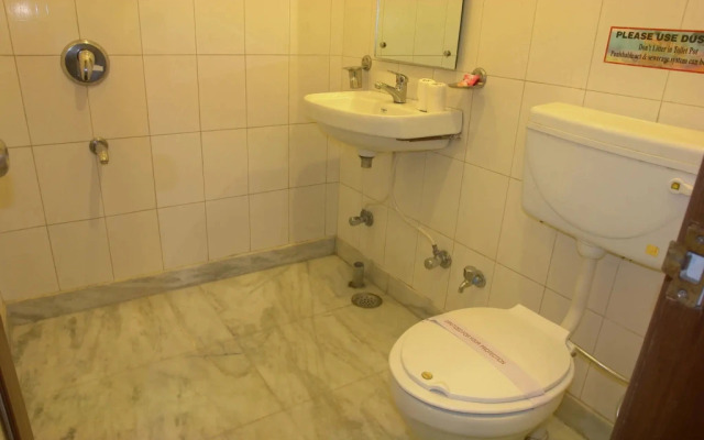 OYO Rooms Paharganj Palace