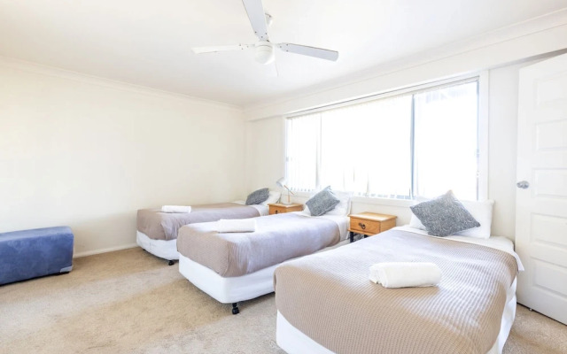 River Views on Renown