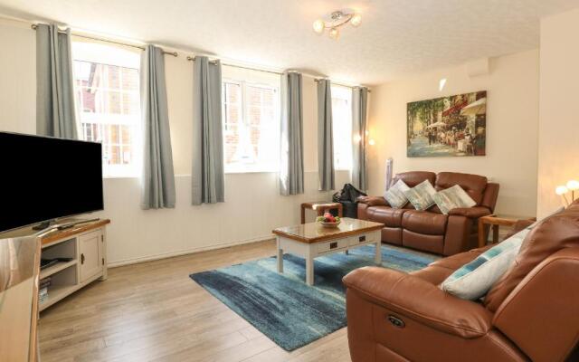 Old Malthouse Apartment