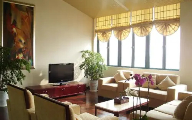 Zhenjiang Runyang Bridge Hotel