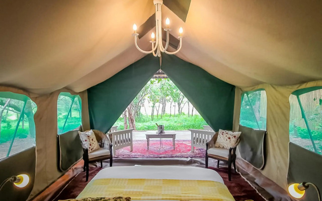 Khaya Ndlovu Safari Manor